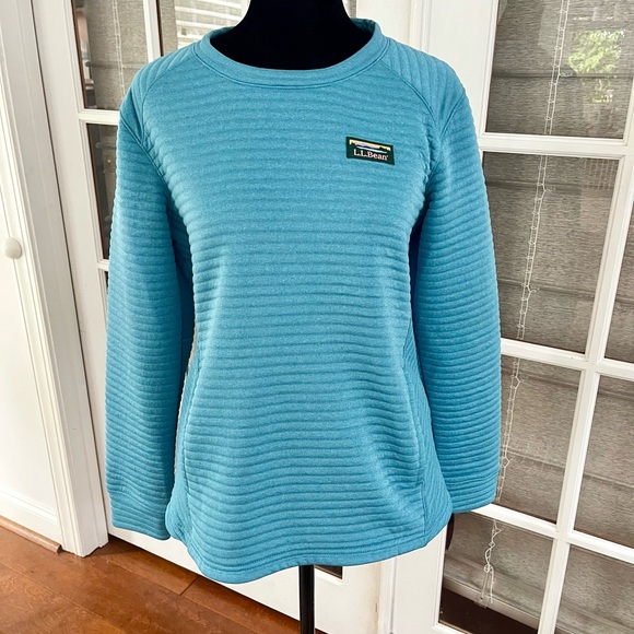 L.L. Bean Women's Blue Ribbed Sweatshirt - Picture 1 of 8